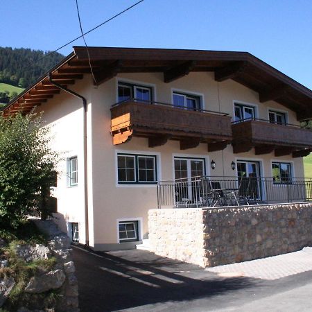 Luxurious Holiday Home With Terrace In Tyrol 브릭센임탈 외부 사진