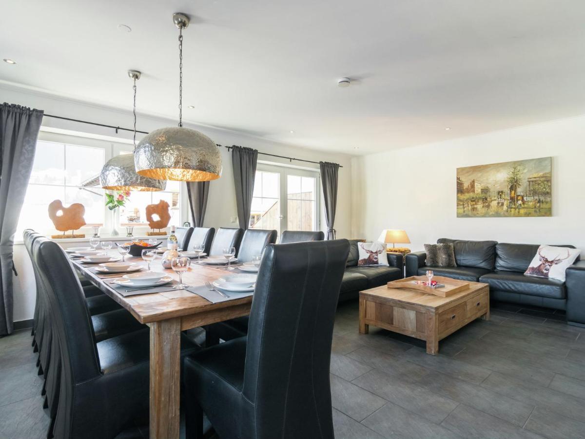 Luxurious Holiday Home With Terrace In Tyrol 브릭센임탈 외부 사진
