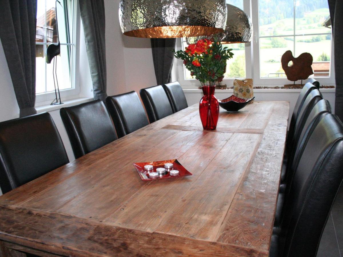 Luxurious Holiday Home With Terrace In Tyrol 브릭센임탈 외부 사진