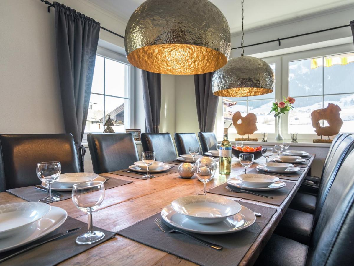 Luxurious Holiday Home With Terrace In Tyrol 브릭센임탈 외부 사진