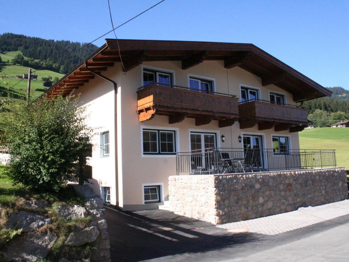 Luxurious Holiday Home With Terrace In Tyrol 브릭센임탈 외부 사진