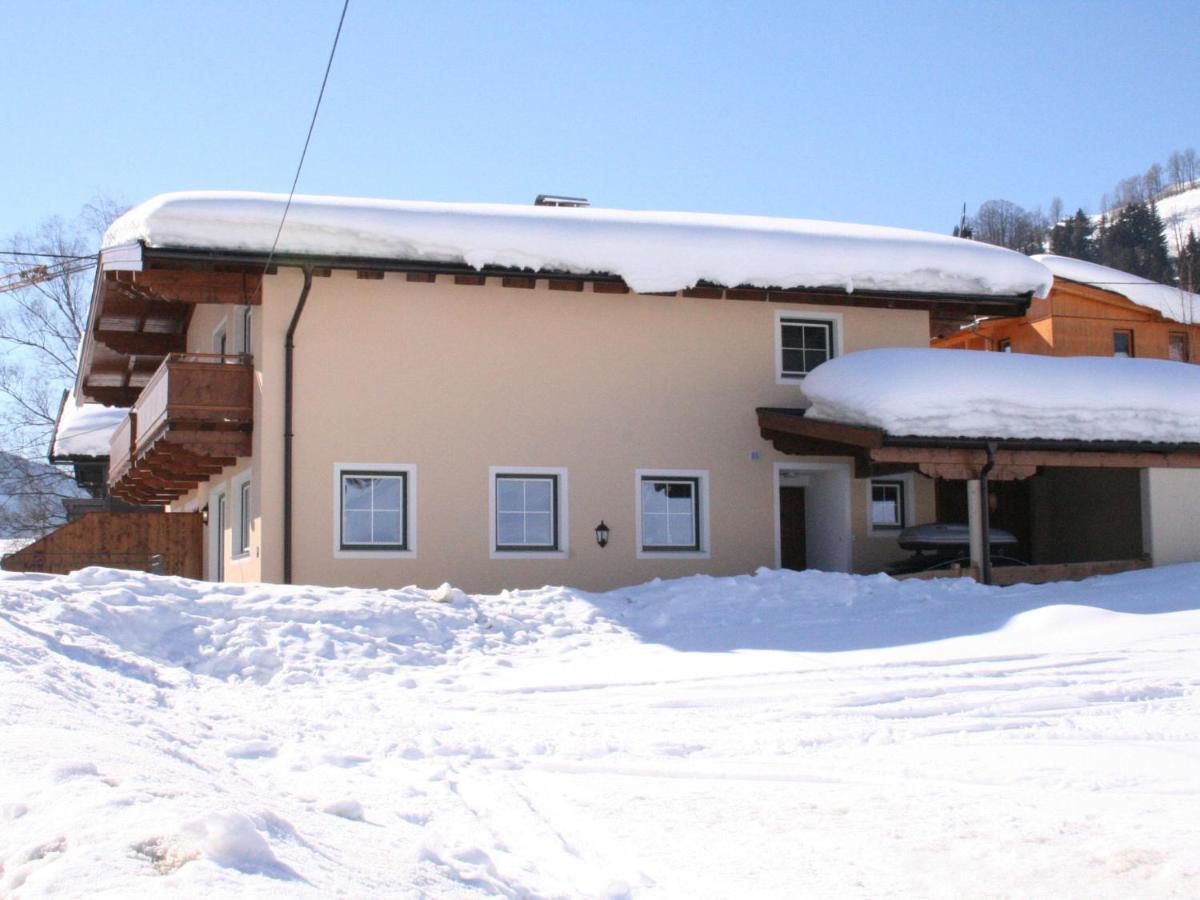 Luxurious Holiday Home With Terrace In Tyrol 브릭센임탈 외부 사진